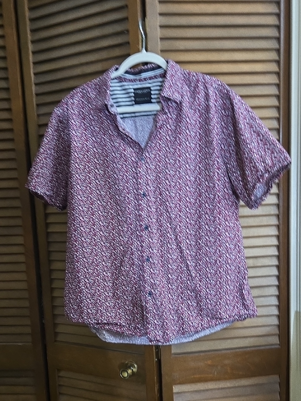 Men's Denim & Flower  Short-Sleeve Button-Down Shirt in Red Pattern